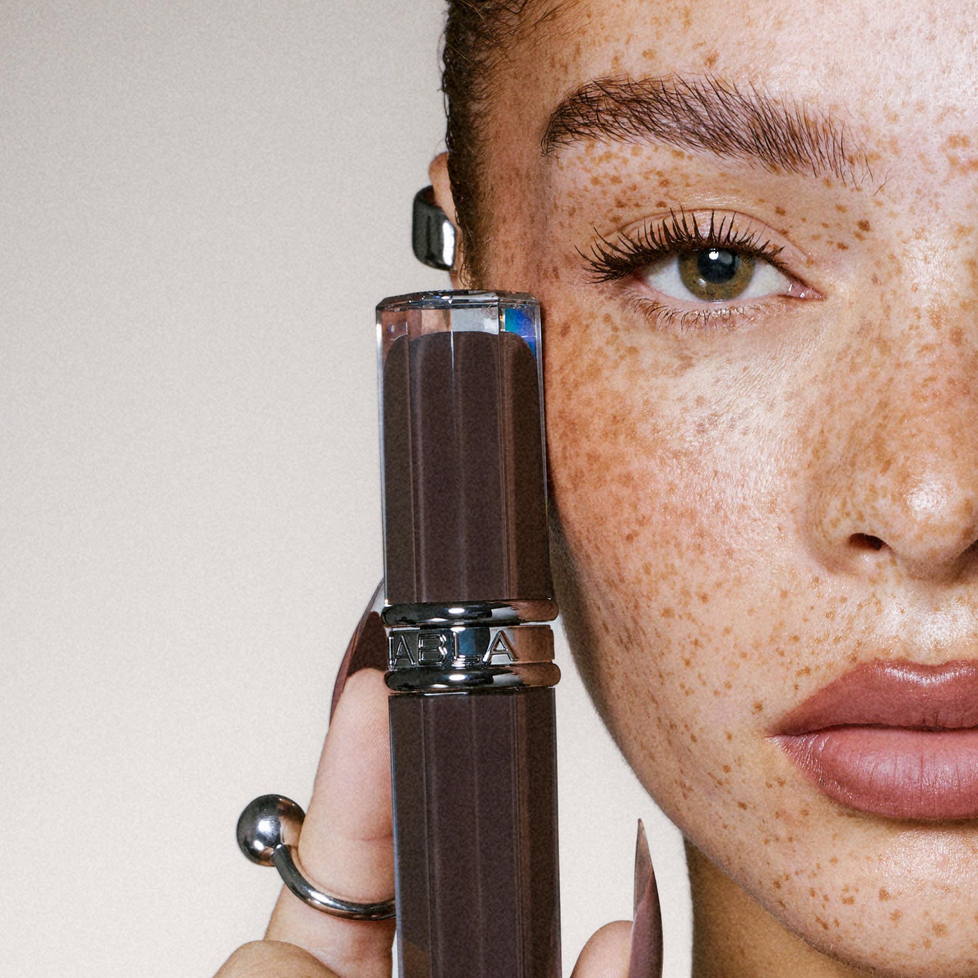 Beyond Bold Mascara - NABLA Cosmetics